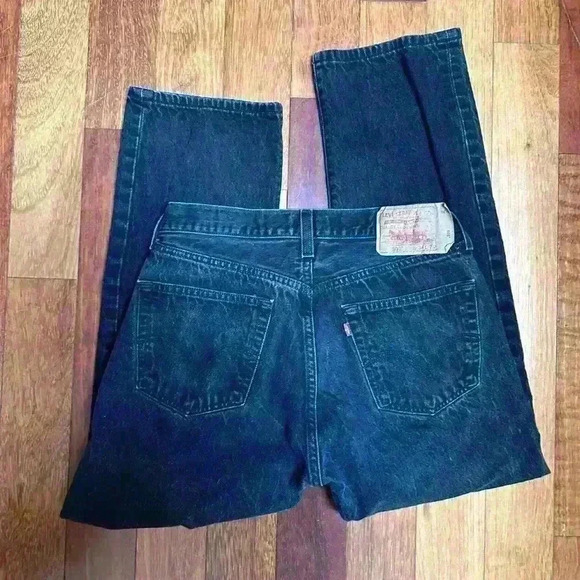 Levi’s |  Women’s black 501 jeans size 34/30 like new - Picture 5 of 6